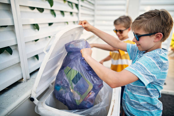 Best Professional Junk Removal  in Halesite, NY